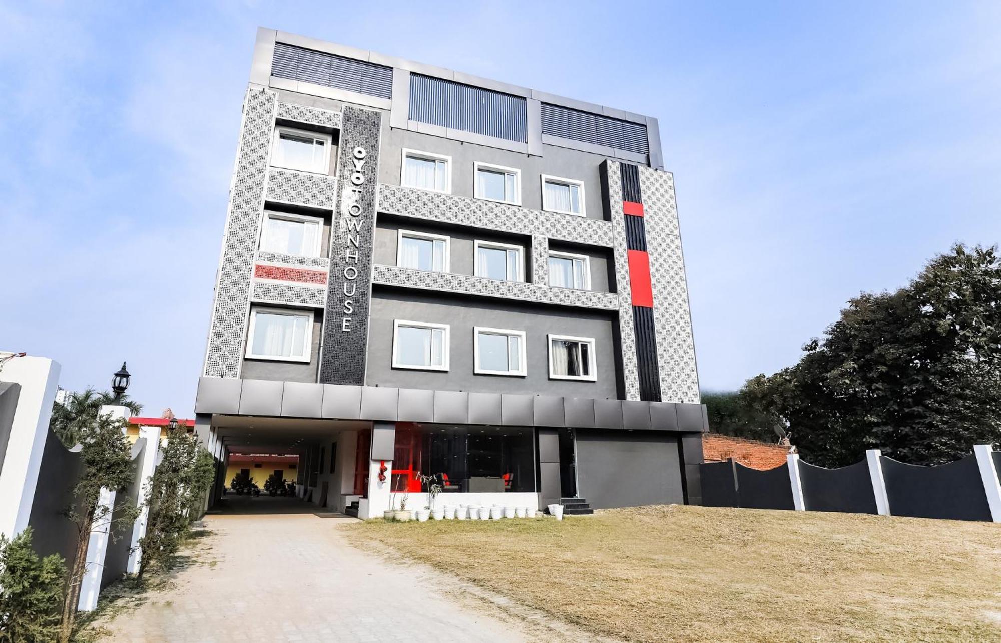 Townhouse Prithvi Resort Near Phoenix Palassio Lucknow Exterior foto